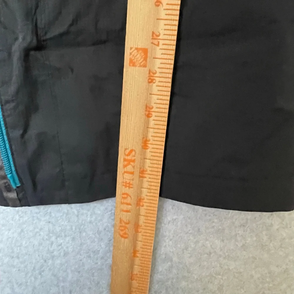 Women's Stio Ski Jacket Size L Black Waterproof Pertex Shield Hooded - Picture 8 of 9